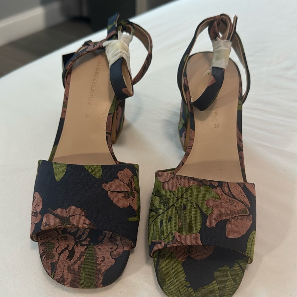 Zara Floral Sandals
